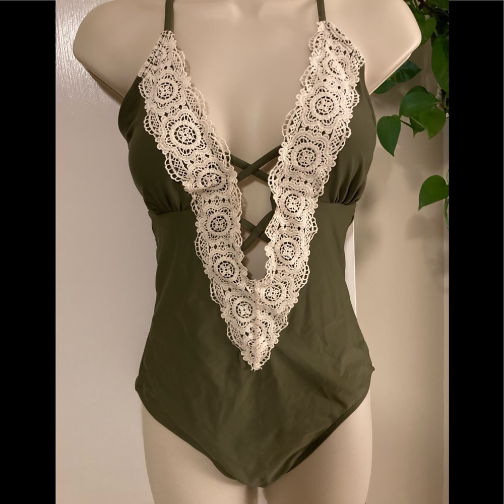 One piece bathing suit